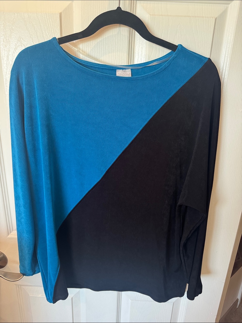 Chico's Teal and Black Diagonal Colorblock Tunic